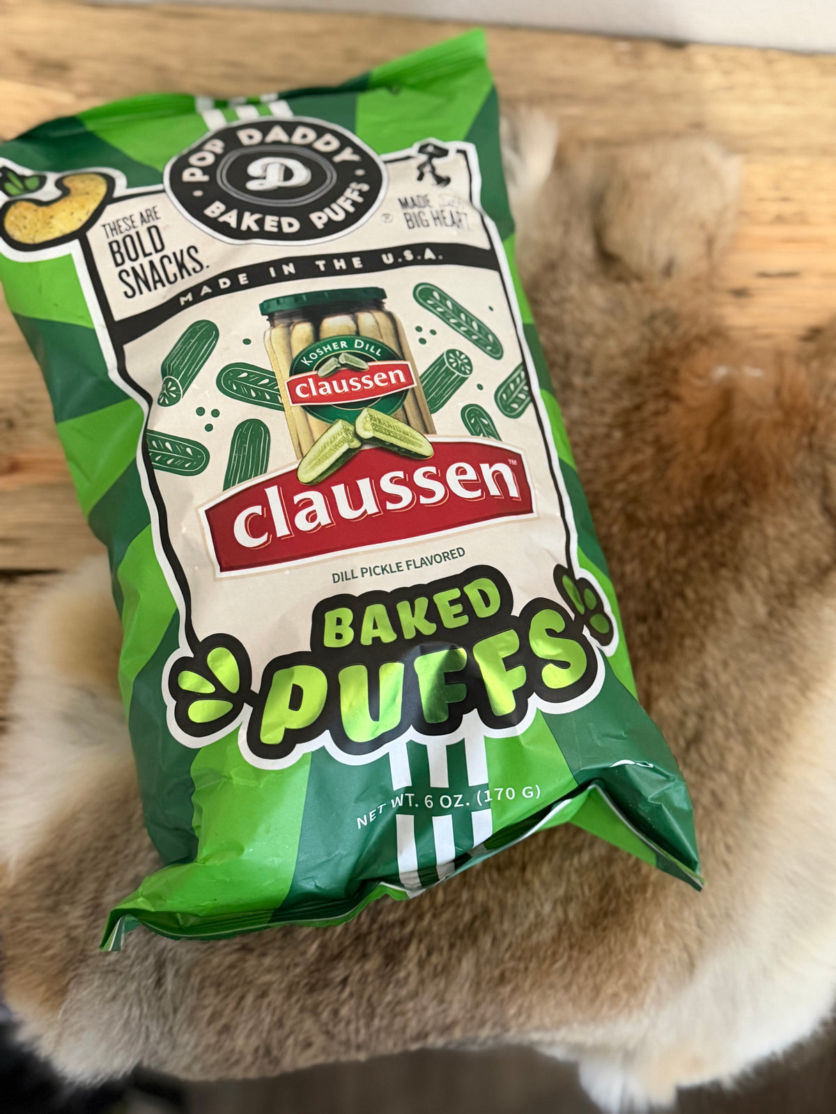 Dill pickle puffs