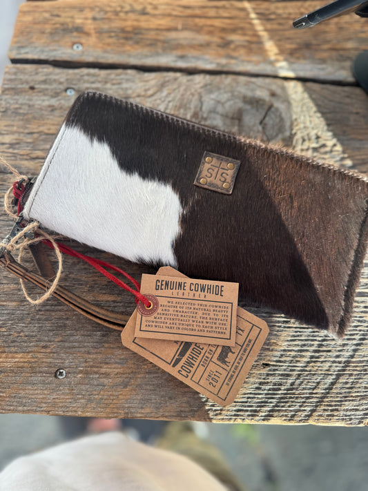 Sts wristlet