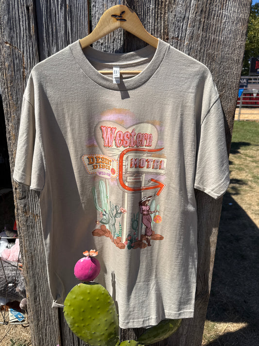 Cactus motel tee