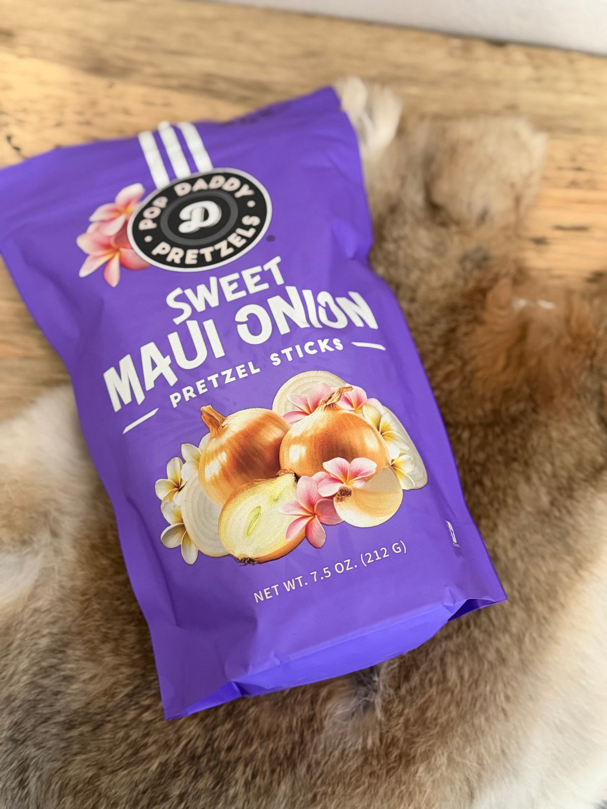 Maui Onion Pretzels